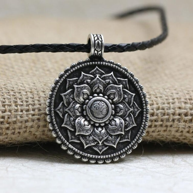 Retro Geometry Pendant Necklace